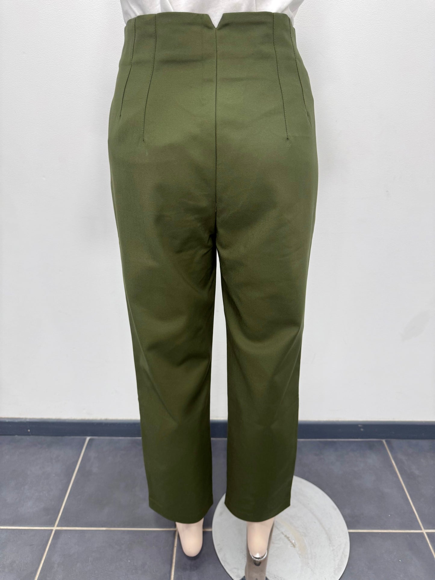 Pantalon kaki coupe droite