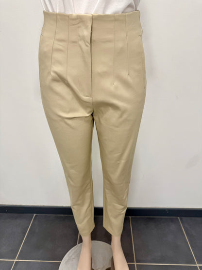 Pantalon beige coupe droite
