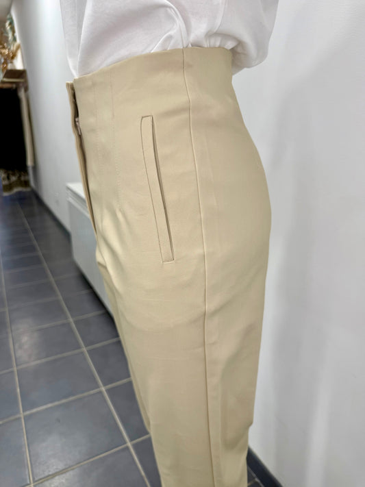 Pantalon beige coupe droite